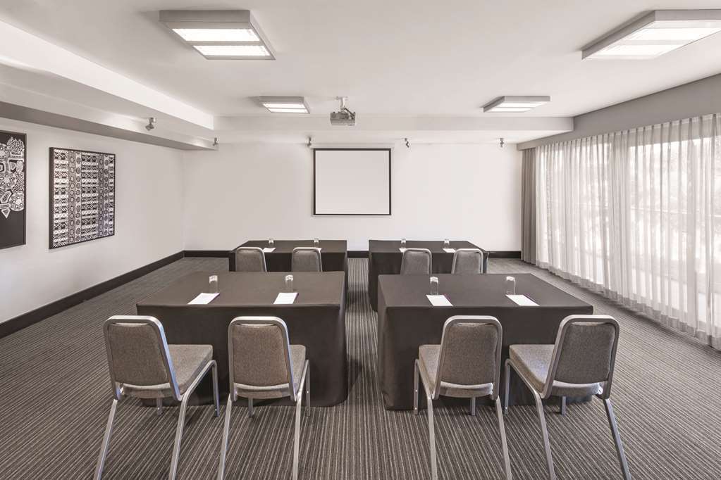Adina Apartment Hotel Darwin Waterfront Servizi foto